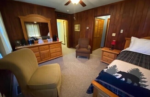 Stahlstown Cabin | Foggy Mountain Lodge