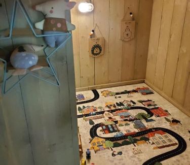 Fontenay-le-Comte Cabin | Folie Verte