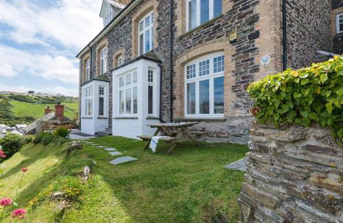 Port Isaac House | Folly 2