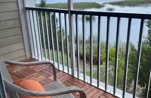 Folly Beach Condo | Folly River Condo - Pool/Dock/Balcony with a view!