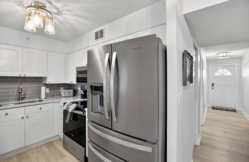 Folly Beach Condo | Folly Waterfront Condo - Pool, Screened Porch