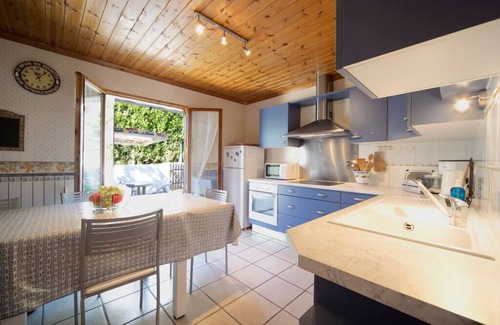 Font-Romeu-Odeillo-Via Ski Chalet | FONT-ROMEU INDEPENDENT CHALET T4 ALL COMFORT 6/8 pers. CLOSED GARDEN, SOUTH FACING