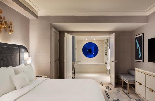 Las Vegas Strip Hotel | Fontainebleau Las Vegas