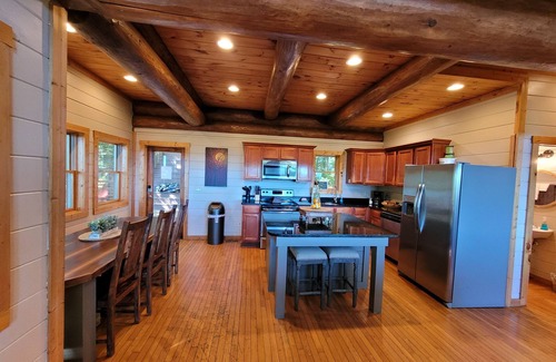 Almond Cabin | Fontana View 3 - Three Story Rustic Cabin Sleeps up to 16 People