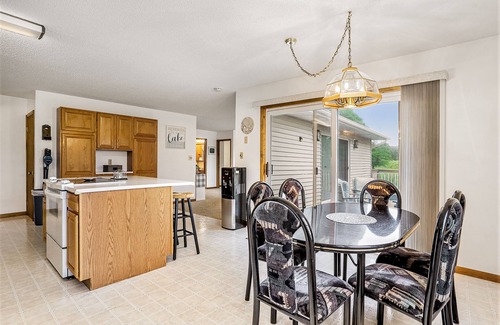 Lake Michigan Beach House | Fontano Casa | House in Coloma near Michigan's Great Lakes