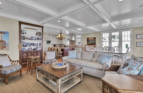 Wrightsville Beach House | Fonvielle–Exceptional upscale and spacious oceanfront home w/gourmet kitchen