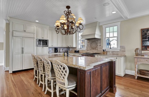 Wrightsville Beach House | Fonvielle–Exceptional upscale and spacious oceanfront home w/gourmet kitchen