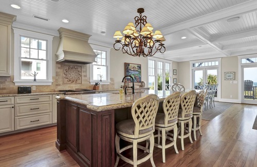 Wrightsville Beach House | Fonvielle–Exceptional upscale and spacious oceanfront home w/gourmet kitchen
