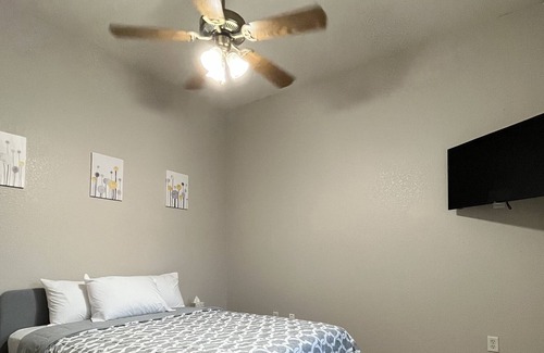 Yuma East Estates House | FOOTHILLS HIDDEN GEM