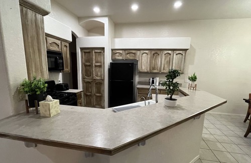 Yuma East Estates House | FOOTHILLS HIDDEN GEM