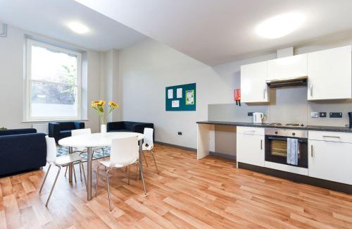 Belfast Central District Apartment | For Students Only Student Roost John Bell House Belfast