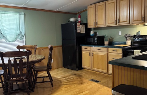 Summerton House | Fore-Cast Retreat in Taw Caw! Charming 3-bedroom on Lake Marion, Summerton SC