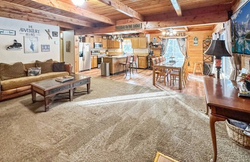 Donnelly Apartment | Forest Lake Cabin .