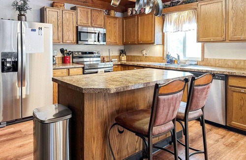 Donnelly Apartment | Forest Lake Cabin .