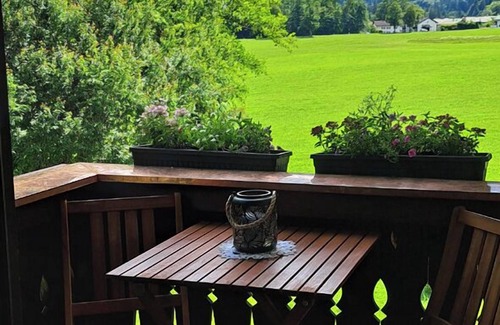 Bischofswiesen Apartment | Forest & Meadow apartment, 25 m², 1-2 pers., double room, shower/WC, bathroom