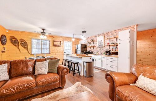Strawberry House | Forest Views and Fire Pit Cozy Pine Cabin