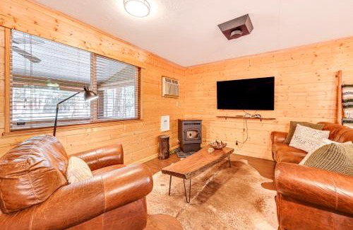 Strawberry House | Forest Views and Fire Pit Cozy Pine Cabin