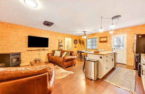Strawberry House | Forest Views and Fire Pit Cozy Pine Cabin