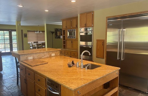 Zephyr Cove House | Forest views/Quiet/Close to Lake Tahoe beaches and town max 10 people