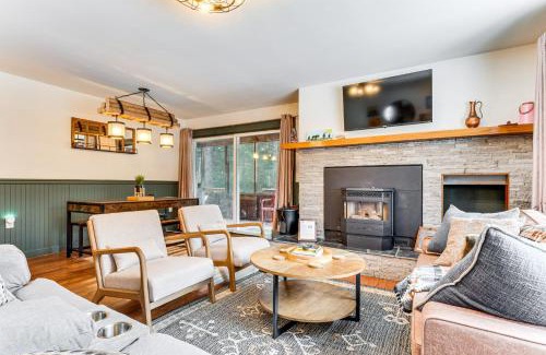 Schroon Lake House | Forested Retreat with Sauna 5 Mi to Schroon Lake
