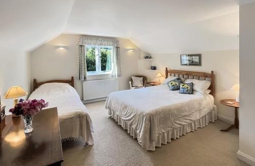 Wootton Courtenay House | Forge Cottage