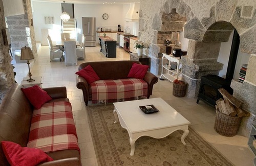 Bargemon House | Former oil mill with swimming pool. Ideal for a friendly or family getaway