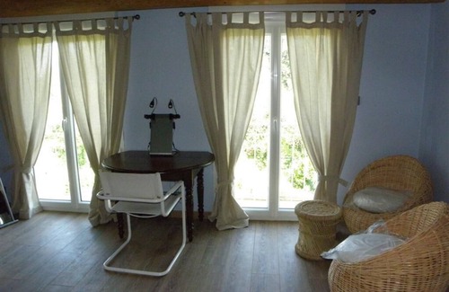 Sauveterre House | Former outbuilding renovated, quiet, in the countryside, near Avignon