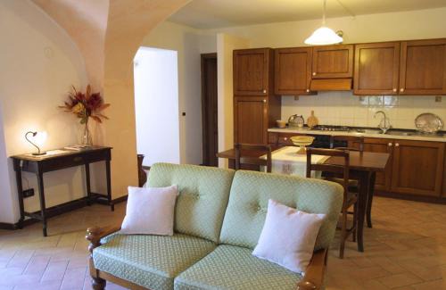 Olivola House | Forni Rosaia