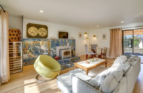 Cleone Apartment | Fort Bragg Getaway Near MacKerricher State Park!