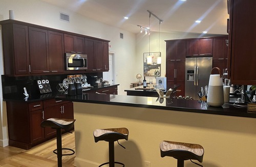 Survey Creek House | Fort Lauderdale ★Heated Pool★ Zen Modern Paradise - Pool , Beach ,Airport