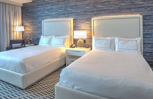 Central Beach Hotel | Fort Lauderdale Marina Retreat: Pool, Marina View, Close to Beach & Port