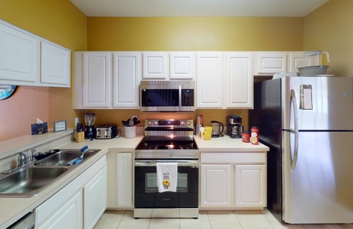 Heritage Palms House | Fort Myers - 2 Suites in Gated Community- Requires 6 Months Minimum Rental