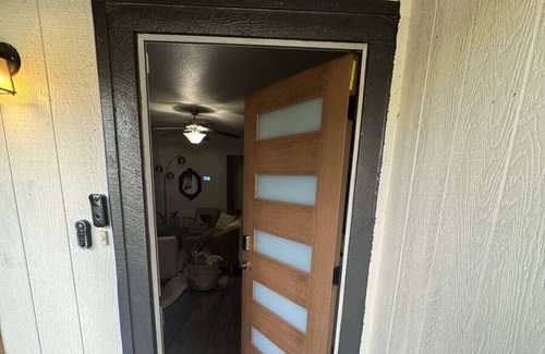 Fort Worth Apartment | Fort Worth 2BR/2BA Home w/Pool + Games | Sleeps 8