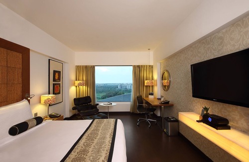 Ahmedabad Hotel | Fortune Select SG Highway, Ahmedabad - Member ITC Hotels' Group