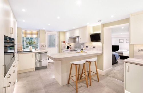 Harrogate House | Fountains Guest House