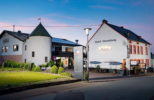 Osann-Monzel House | Four-bed room - Hotel Moselsteig eK