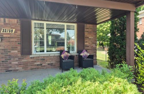 Sterling Heights Villa | Four Bedroom Family and friends cozy home