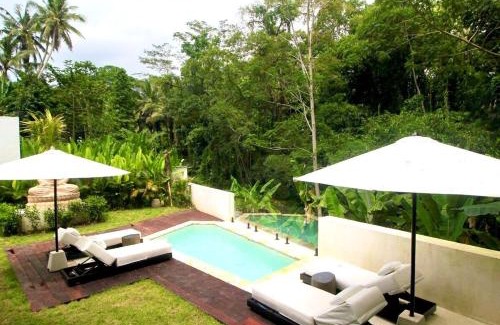 Kedewatan Villa | Four Bedroom Luxury Villa Laya
