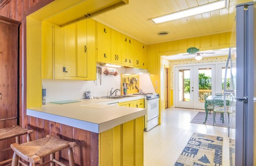 Pawleys Island House | Four bedroom Ocean Front home with Elevator on Pawley's Island Beach