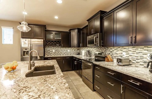 Cooley Station North House | Four Bedroom Three King Beds