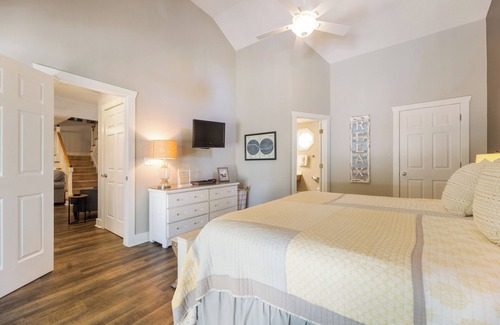 Grand Rivers Condo | Four Bedroom Yacht Condo