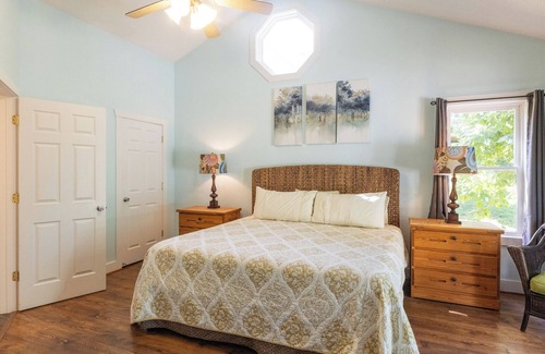 Grand Rivers Condo | Four Bedroom Yacht Condo