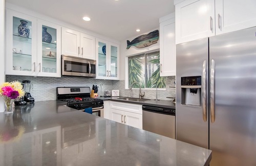 San Clemente House | Four coastal condos, steps to beach & 300' from Casa Romantica