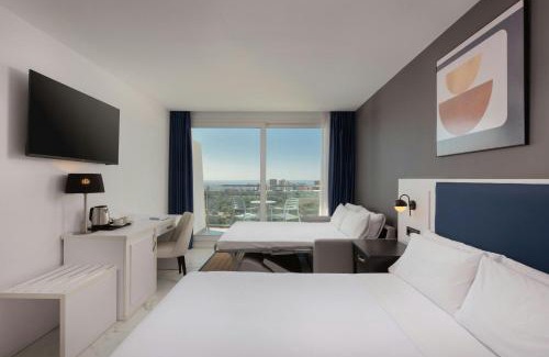 Benidorm Hotel | Four Points by Sheraton Costa Blanca Resort