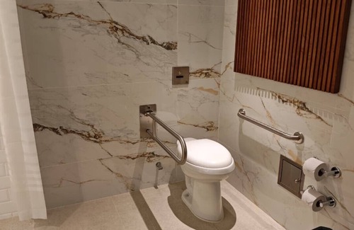 Chico Hotel | Four Points® by Sheraton Tequendama, Bogota