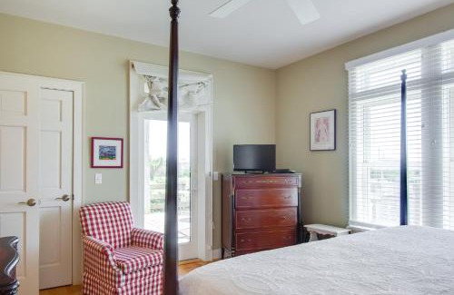 Kill Devil Hills House | Four Roses