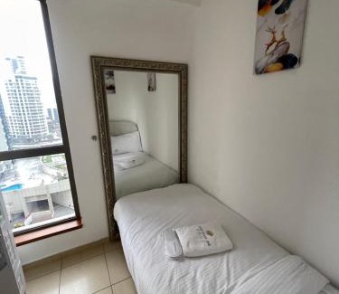 Dubai Marina Hotel | Four Stars Dubai Marina JBR