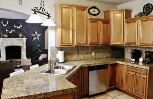 Shell Knob House | “Fox Hollow” - Shell Knob House w/Private Pool and Golf Cart! Pickleball Court!