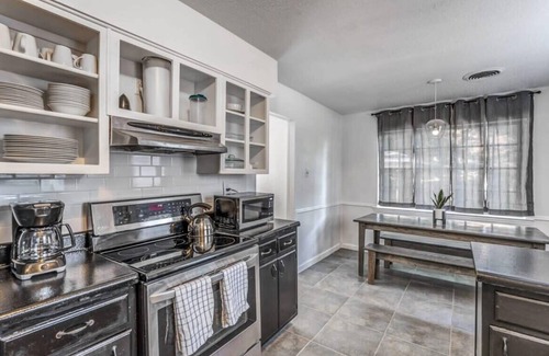 Hickory Hill House | Fox Hunt Hideaway