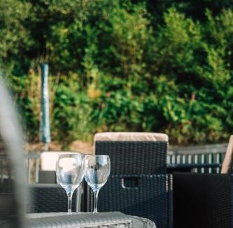 New Quay Ski Chalet | Foxglove Lodge